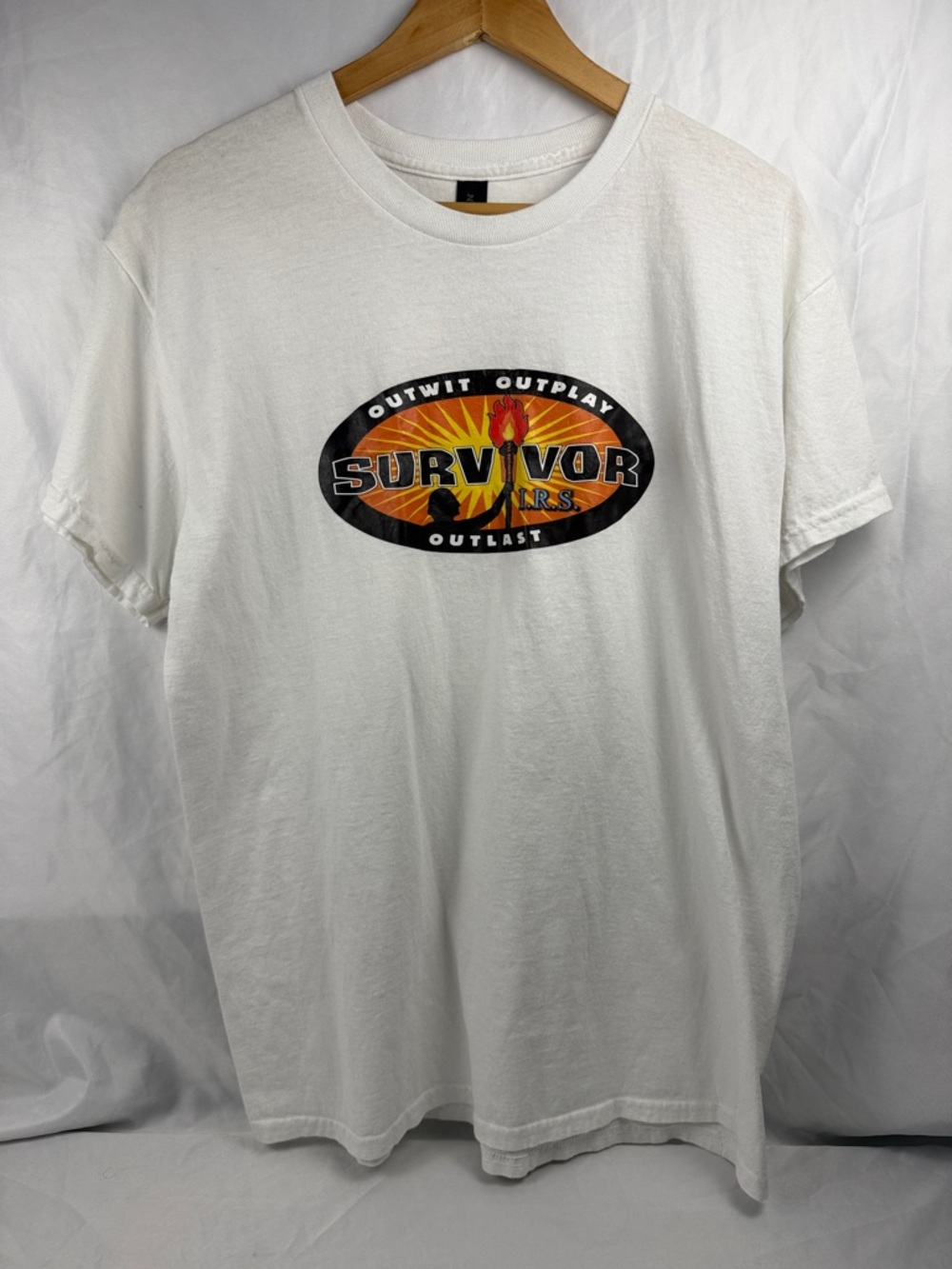 Survivor IRS Graphic T Shirt Gildan White‎ Outwit Outplay Outlast Large